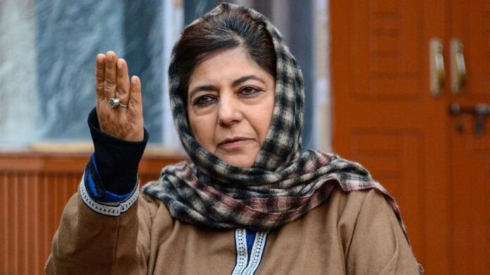 BJP should show Mehbooba Mufti’s threat to Taj Mahal, make Red Fort a temple