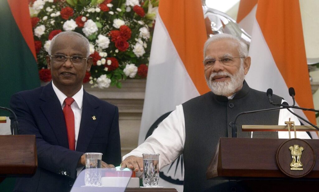 India gave $ 100 million aid to Maldives