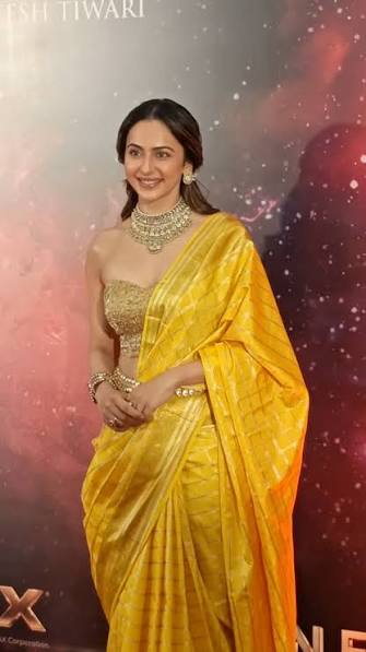 Rakul Preet Singh Transformed as ‘Shoorpanakha’: Steals the Spotlight in Majestic Royal Look at Mega Trailer Launch!